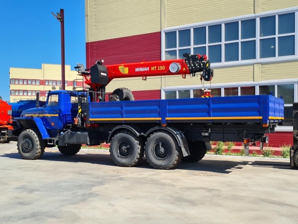 Бортовой автомобиль Урал 4320-1912-60 с КМУ ИТ-150